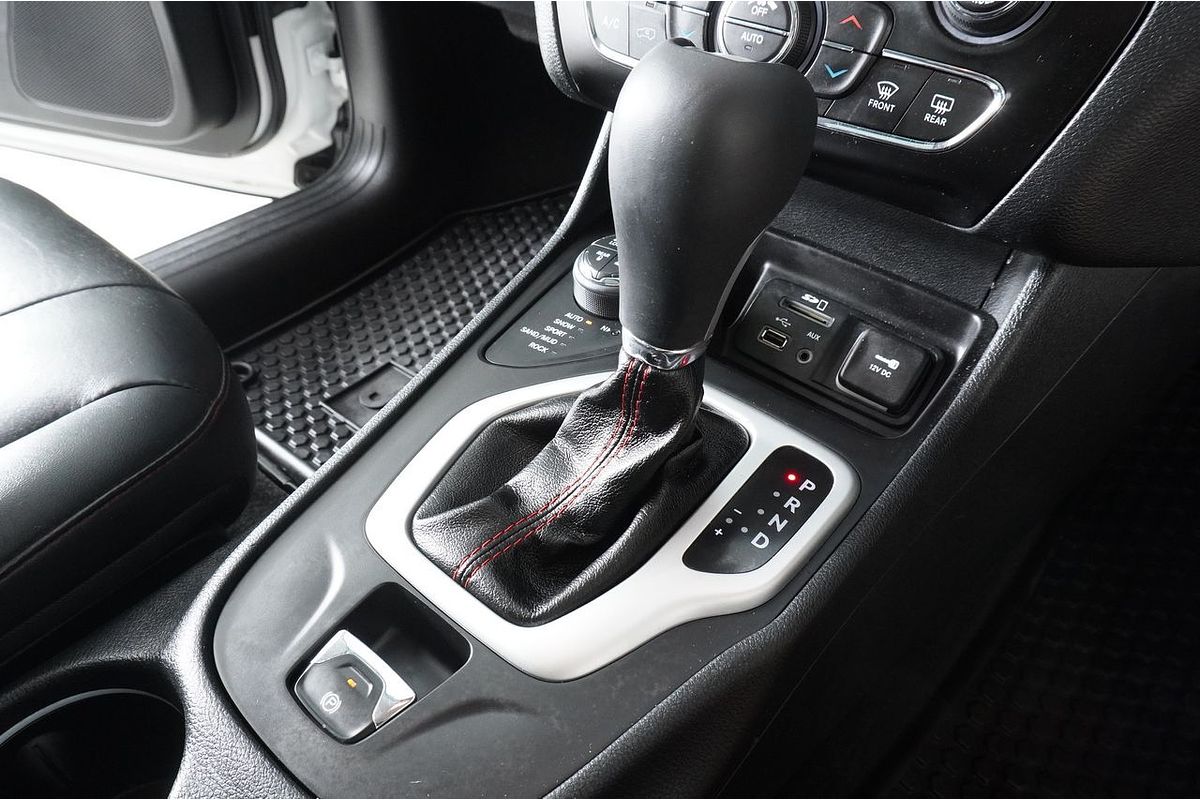 2015 Jeep CHEROKEE TRAILHAWK (4x4) KL MY15