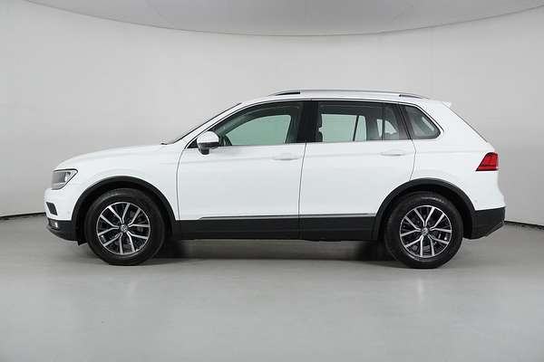2017 Volkswagen Tiguan 110 TSI COMFORTLINE 5NA