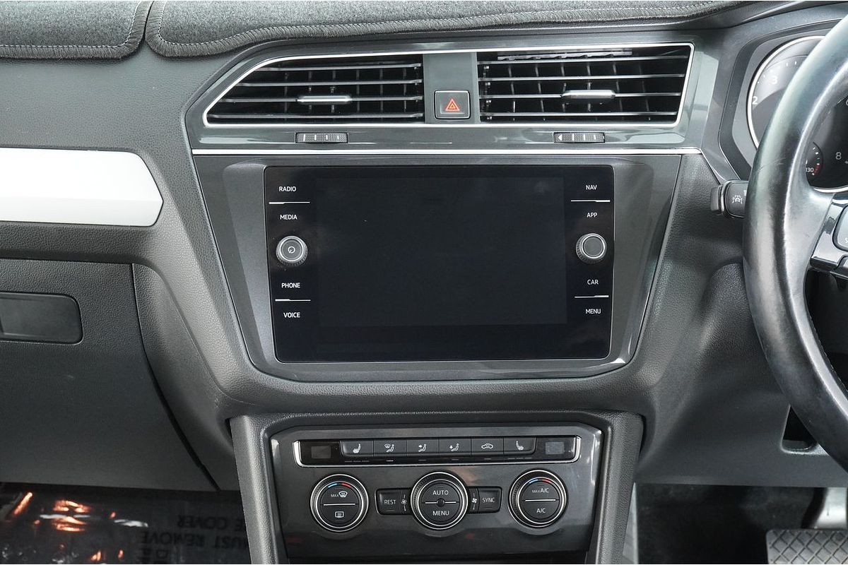 2017 Volkswagen Tiguan 110 TSI COMFORTLINE 5NA