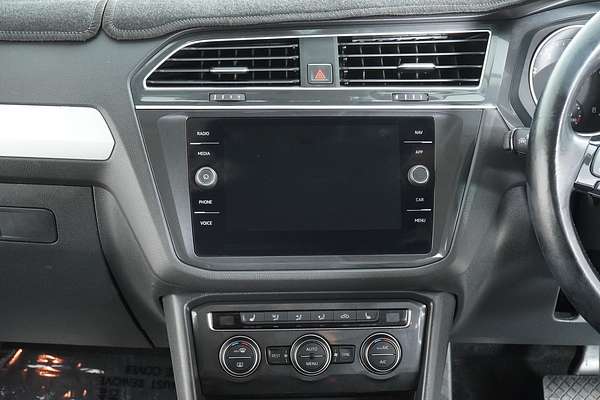 2017 Volkswagen Tiguan 110 TSI COMFORTLINE 5NA
