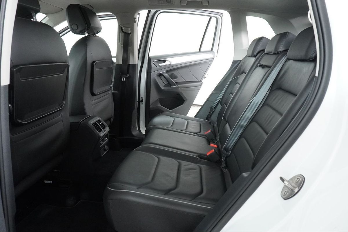 2017 Volkswagen Tiguan 110 TSI COMFORTLINE 5NA