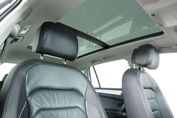 2017 Volkswagen Tiguan 110 TSI COMFORTLINE 5NA