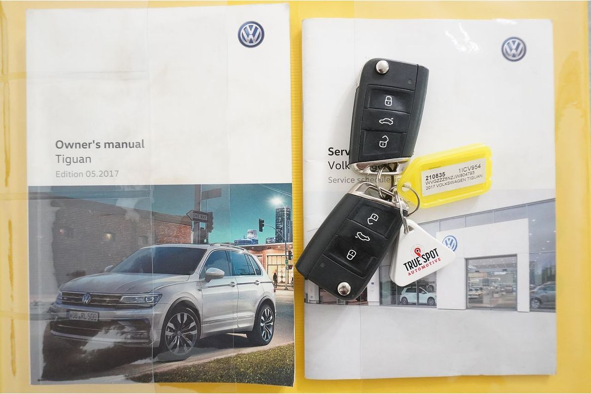 2017 Volkswagen Tiguan 110 TSI COMFORTLINE 5NA