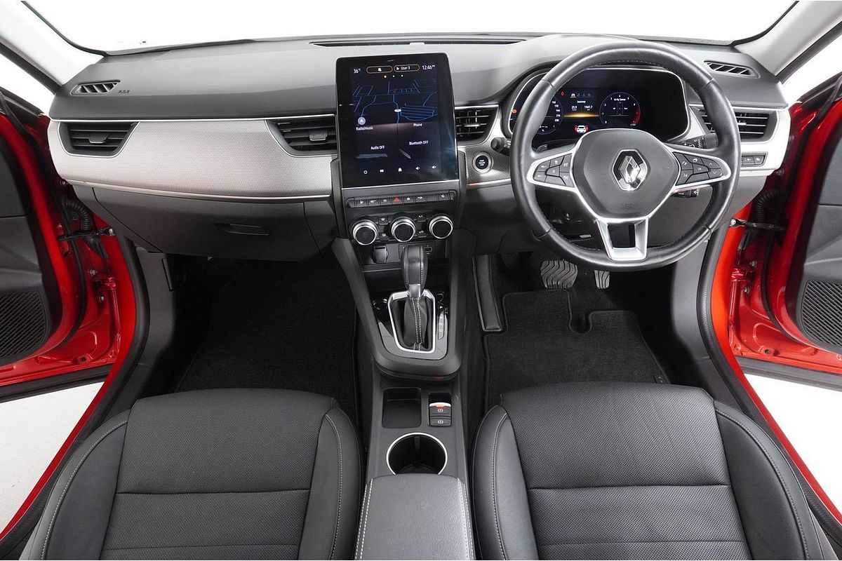 Vehicle photo 9