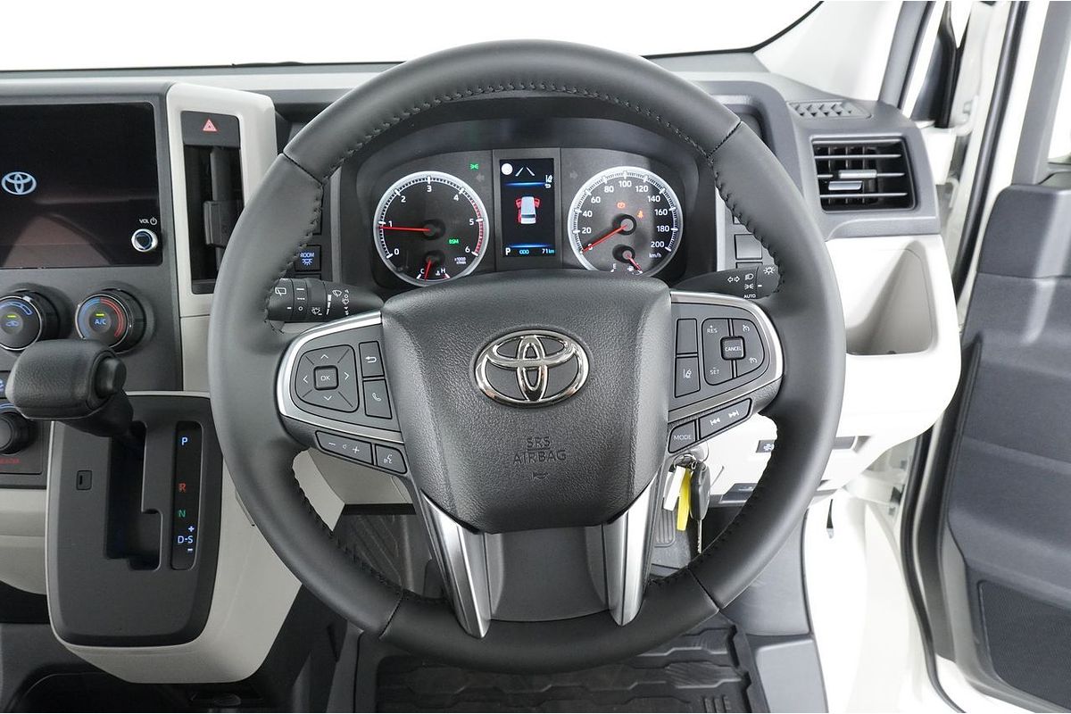 2025 Toyota Hiace SLWB COMMUTER (12 SEATS) GDH322R