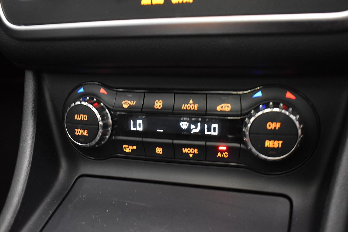 2016 Mercedes-Benz GLA-Class GLA220 d X156