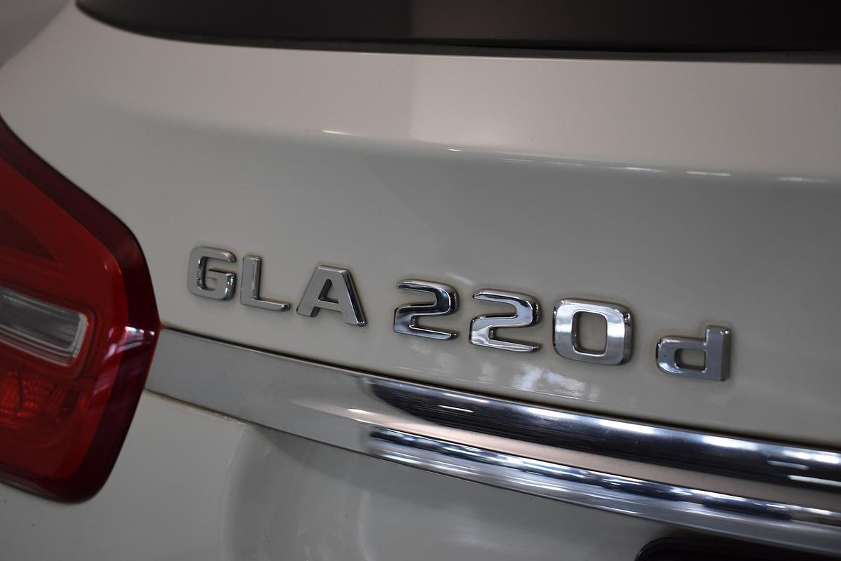 2016 Mercedes-Benz GLA-Class GLA220 d X156