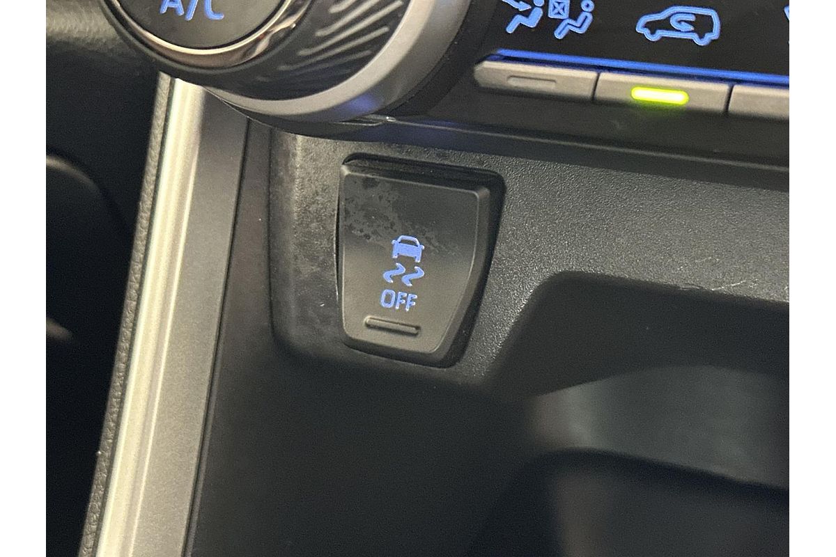 2022 Toyota RAV4 GXL AXAH54R