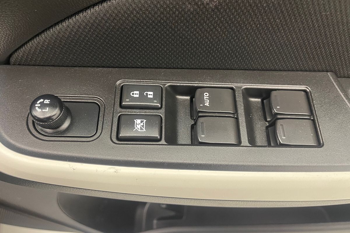 2019 Suzuki Swift GL Navigator AZ