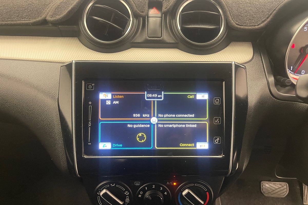 2019 Suzuki Swift GL Navigator AZ