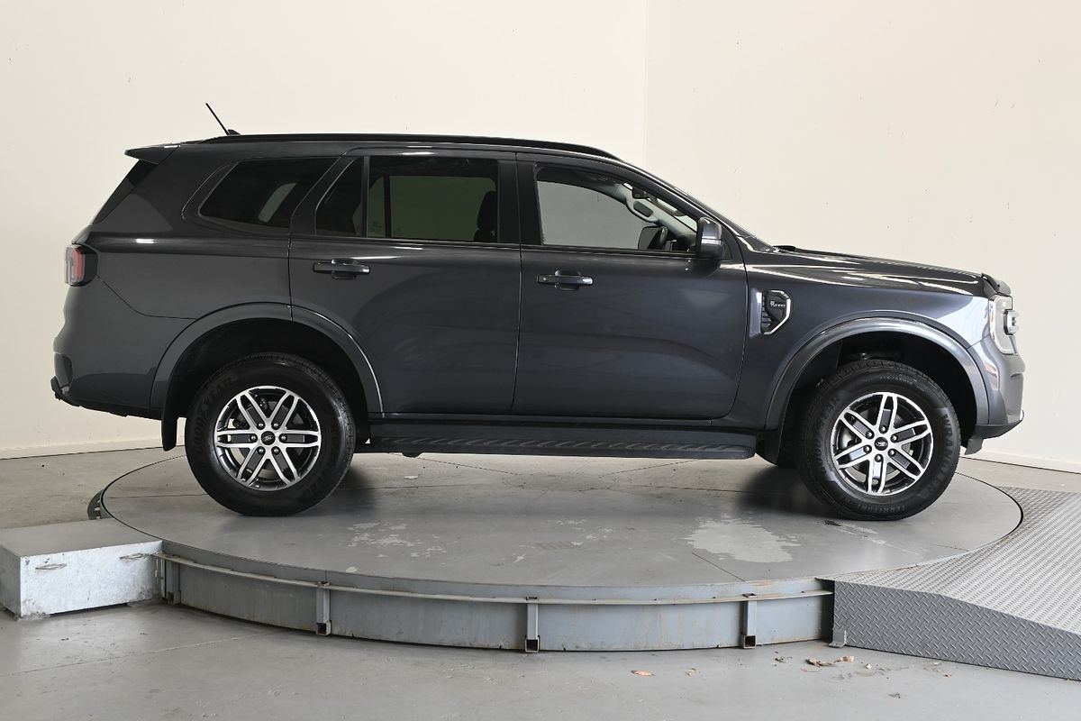 2022 Ford Everest Trend