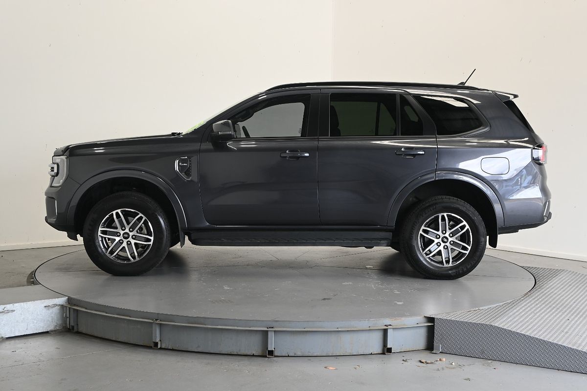2022 Ford Everest Trend