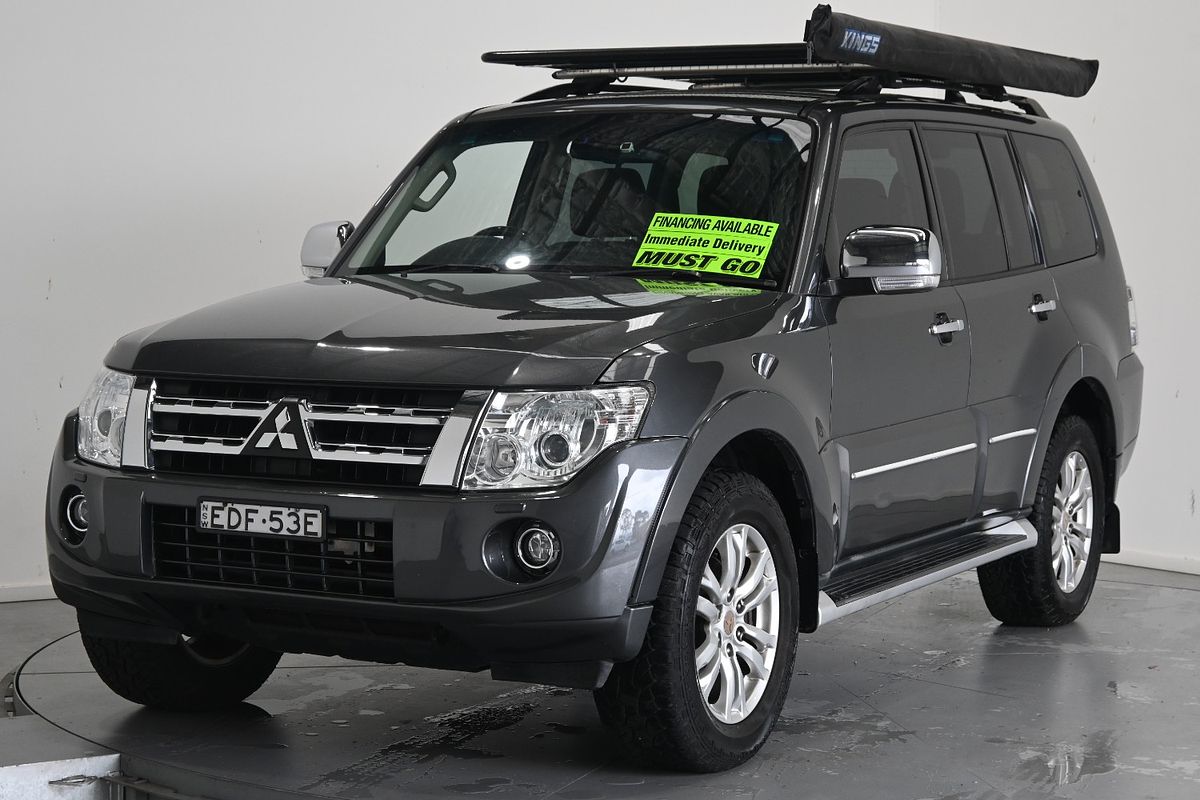 2014 Mitsubishi Pajero Exceed NW