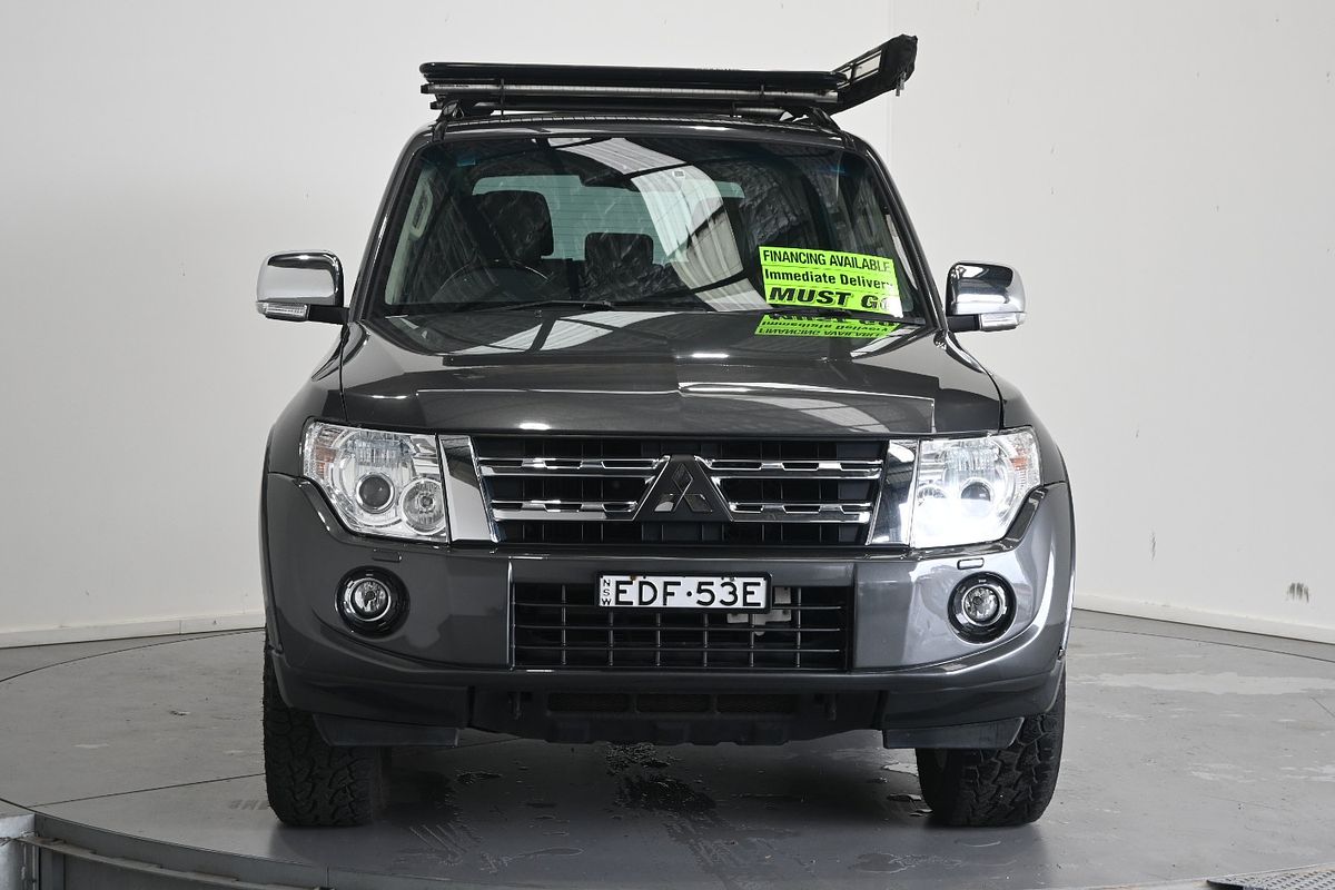 2014 Mitsubishi Pajero Exceed NW
