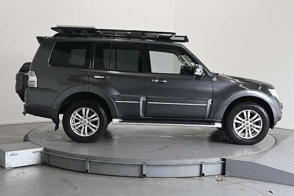 2014 Mitsubishi Pajero Exceed NW