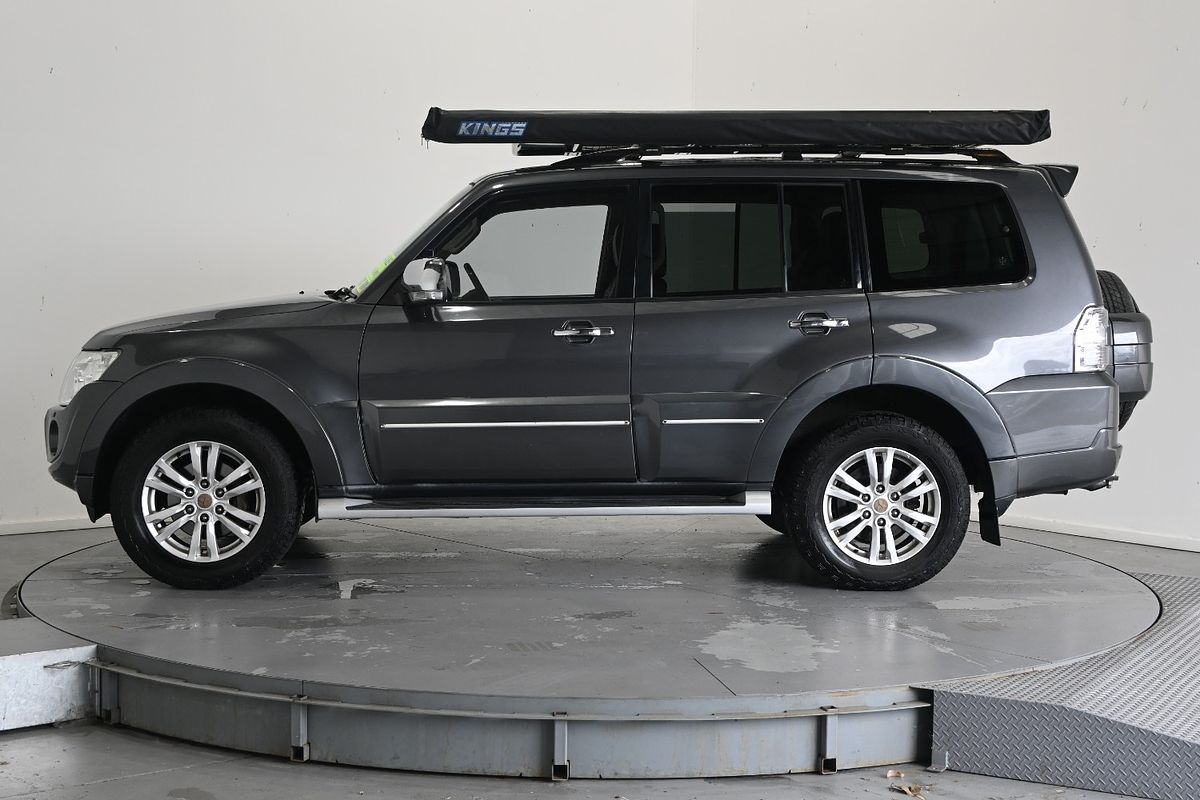 2014 Mitsubishi Pajero Exceed NW