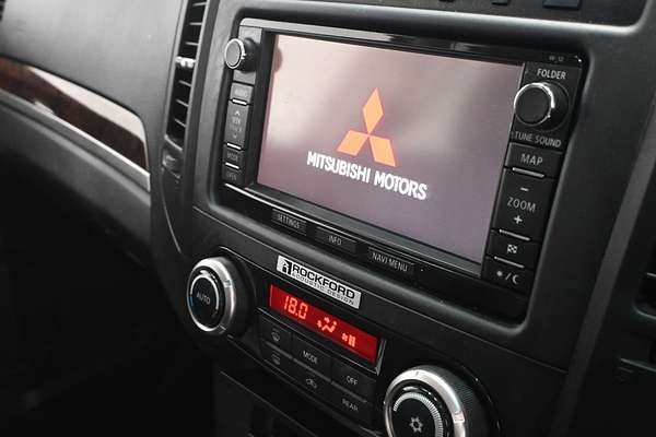 2014 Mitsubishi Pajero Exceed NW