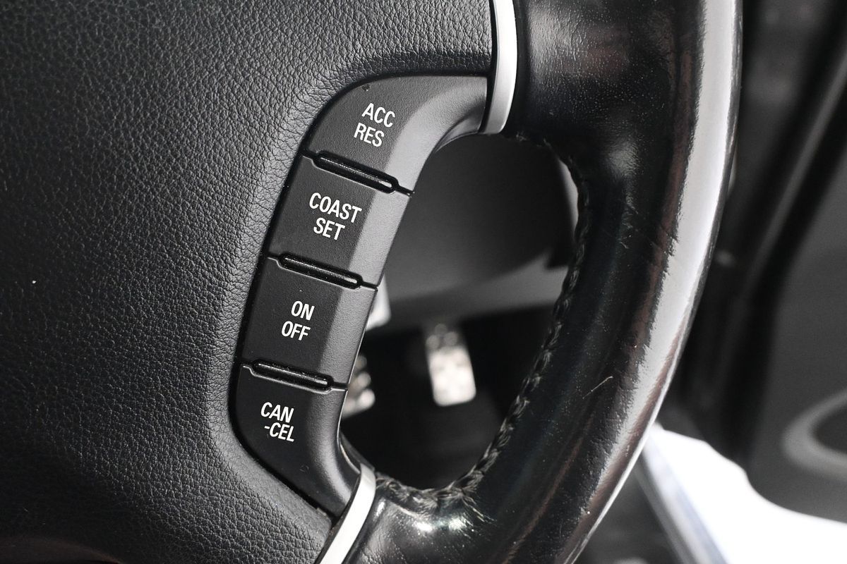 2014 Mitsubishi Pajero Exceed NW