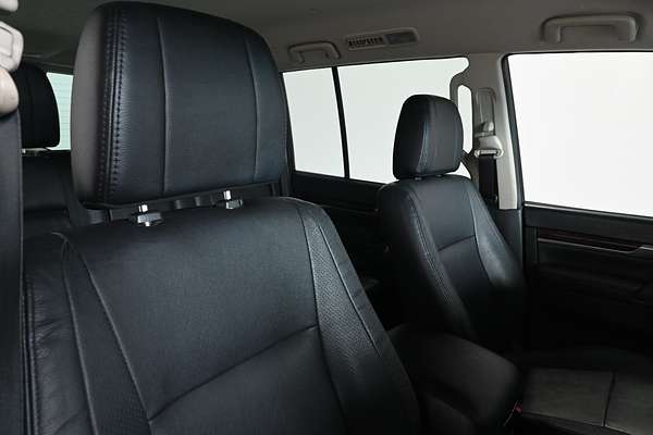 2014 Mitsubishi Pajero Exceed NW