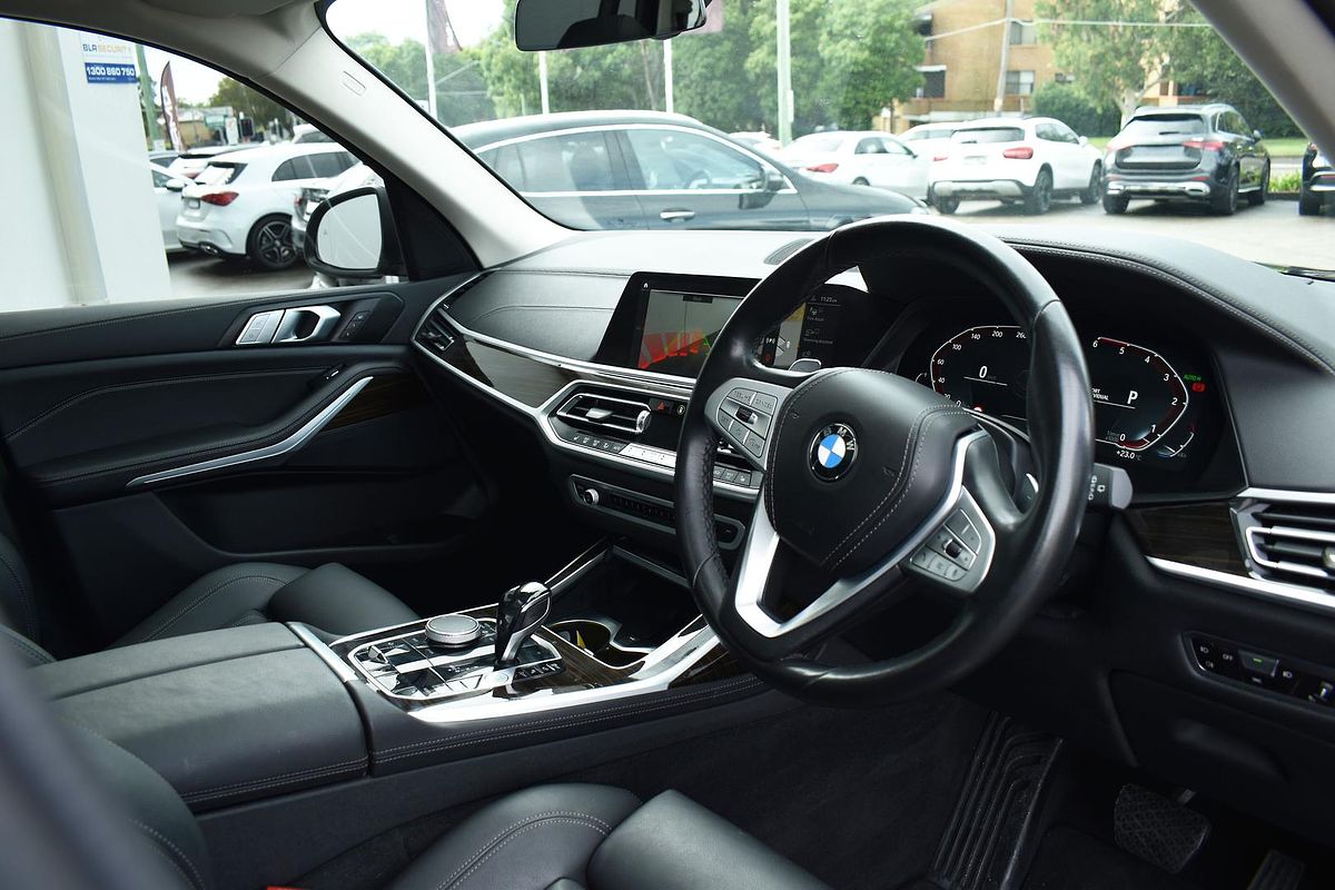 2021 BMW X7 xDrive30d G07