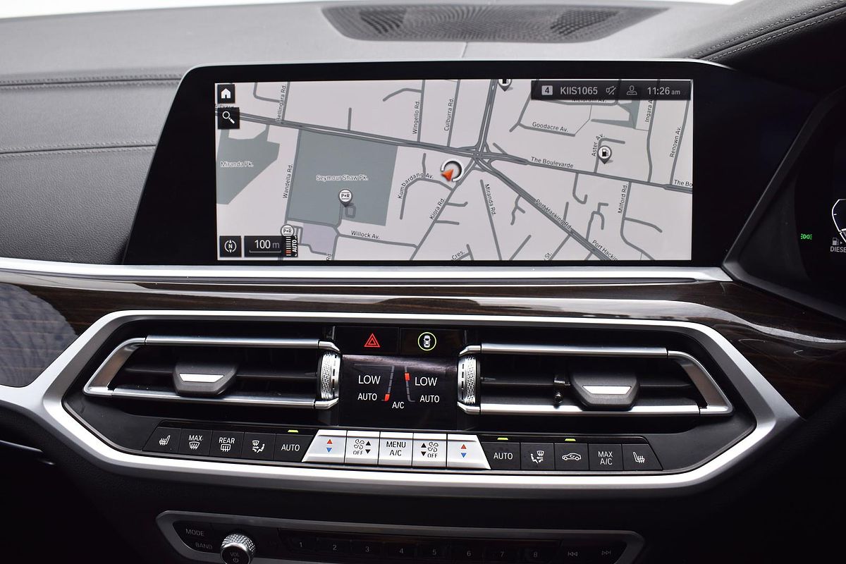 2021 BMW X7 xDrive30d G07