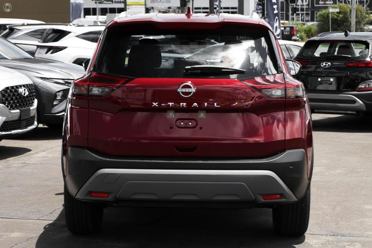 2025 Nissan X-TRAIL ST-L T33