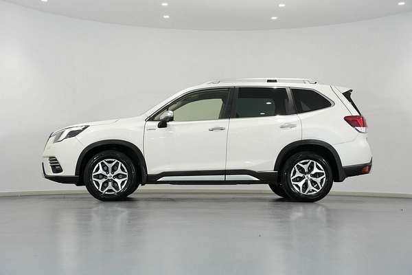 2022 Subaru Forester Hybrid L S5