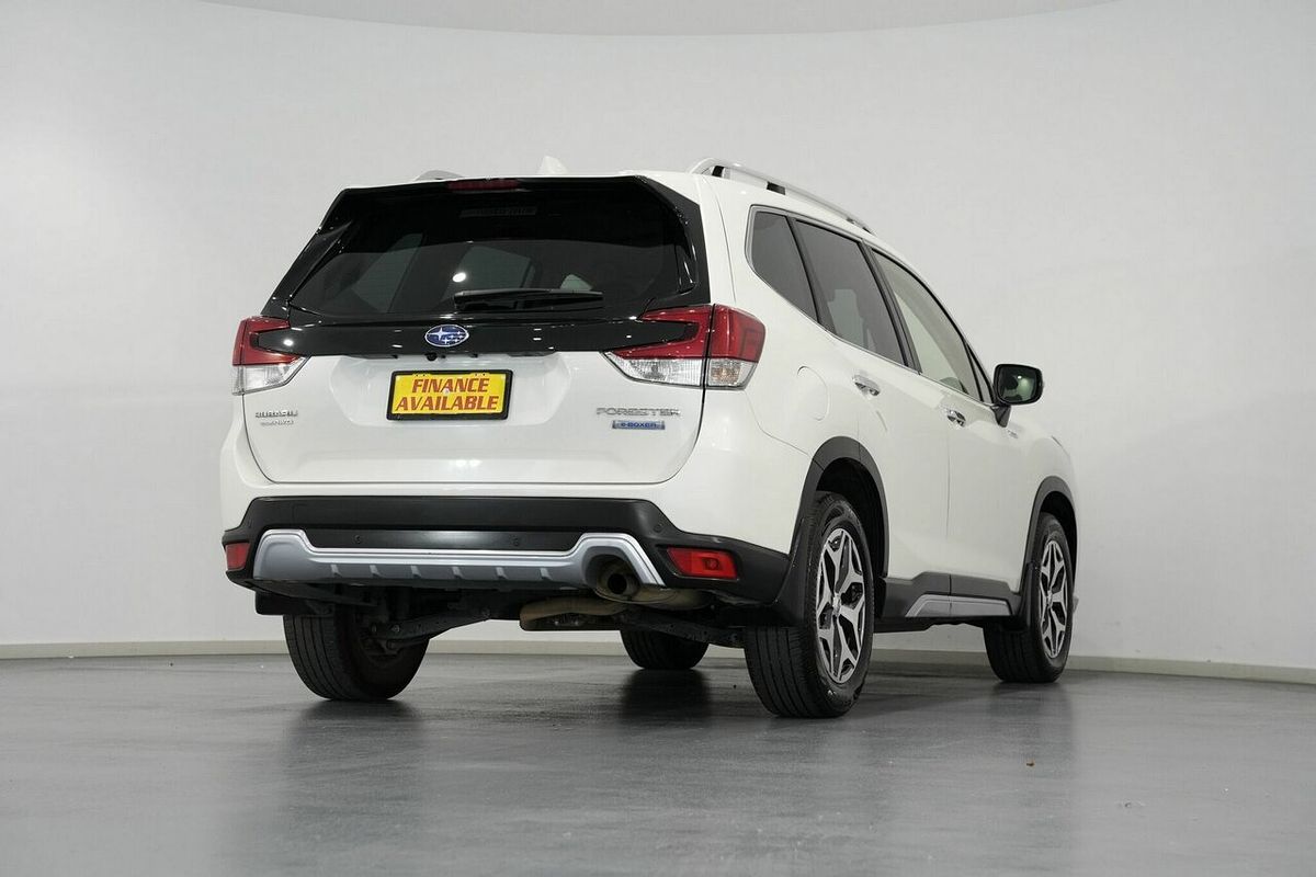 2022 Subaru Forester Hybrid L S5