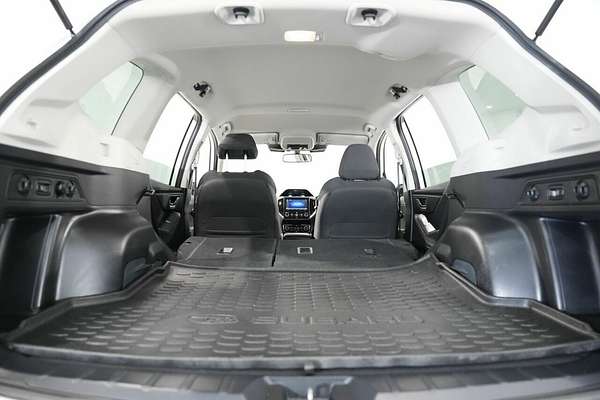 2022 Subaru Forester Hybrid L S5