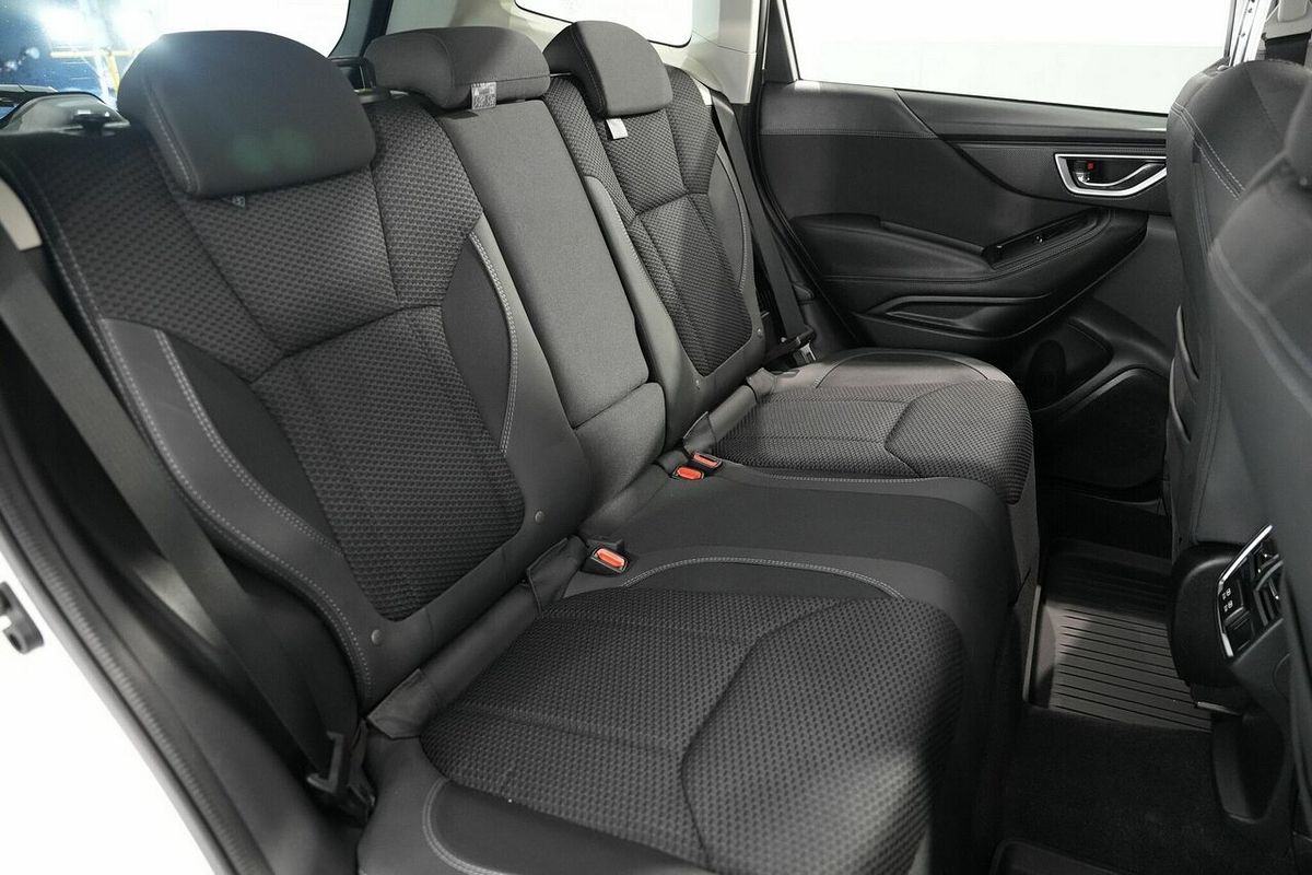 2022 Subaru Forester Hybrid L S5