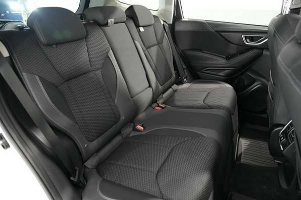 2022 Subaru Forester Hybrid L S5