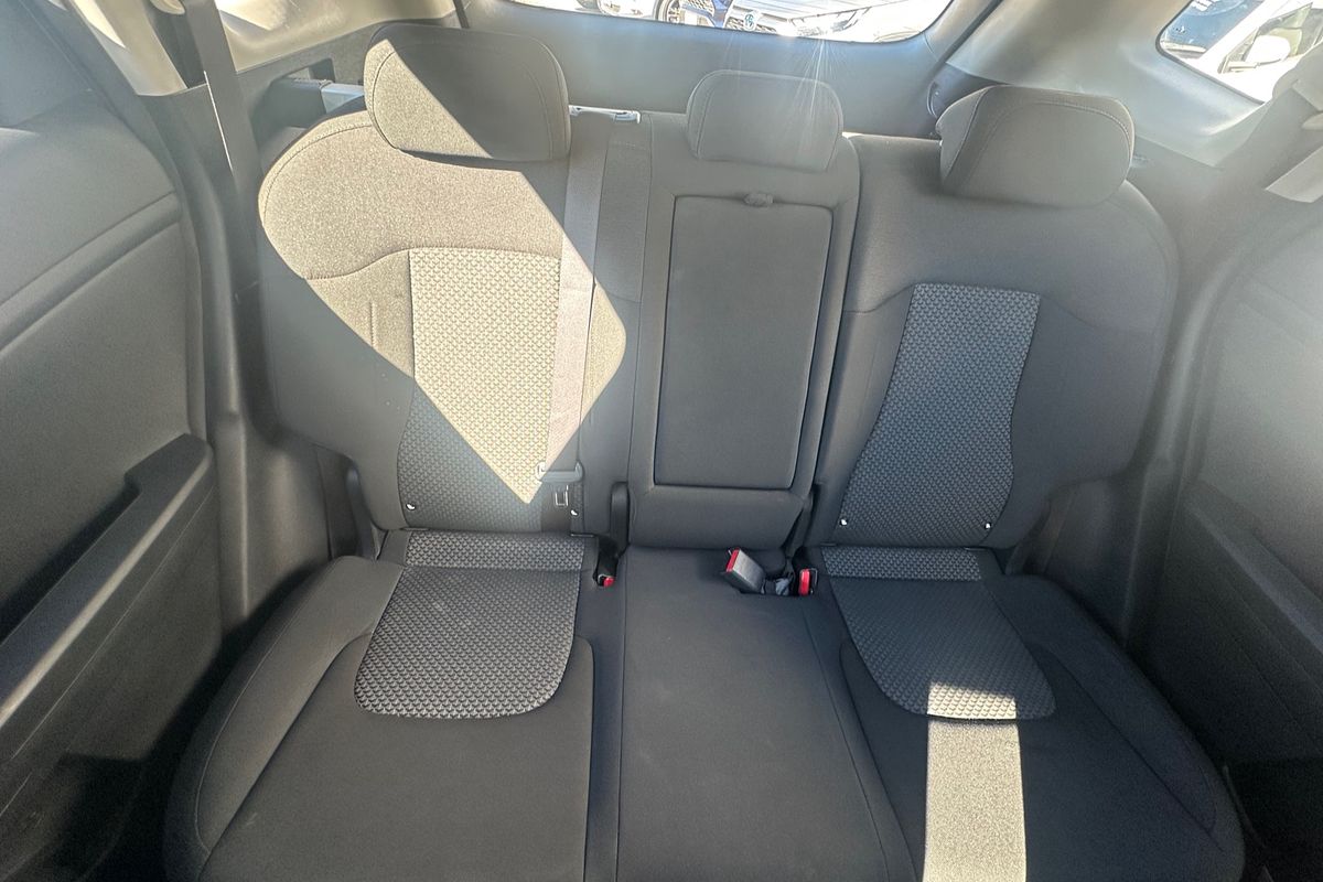 2022 Kia Sportage S NQ5