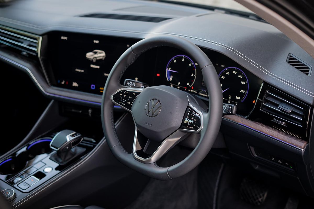 2024 Volkswagen Touareg 210TDI Elegance RC