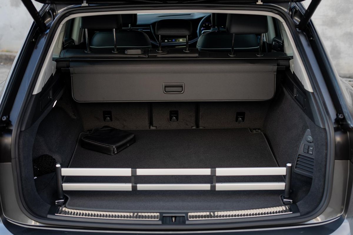 2024 Volkswagen Touareg 210TDI Elegance RC