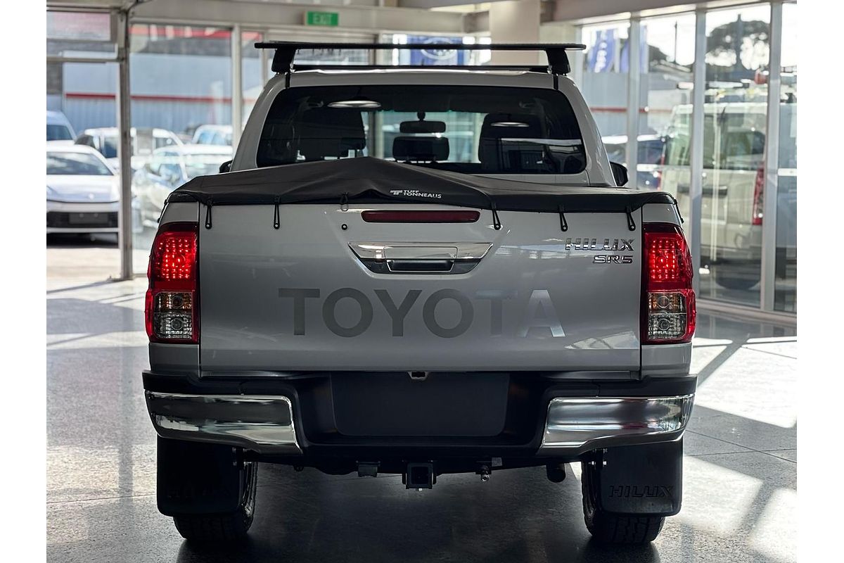 2017 Toyota Hilux SR5 GUN126R 4X4