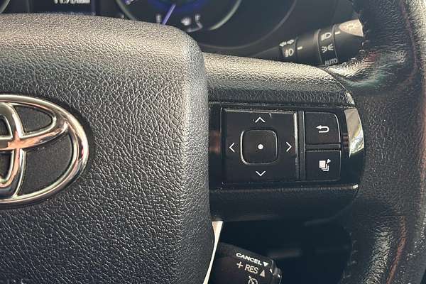 2017 Toyota Hilux SR5 GUN126R 4X4