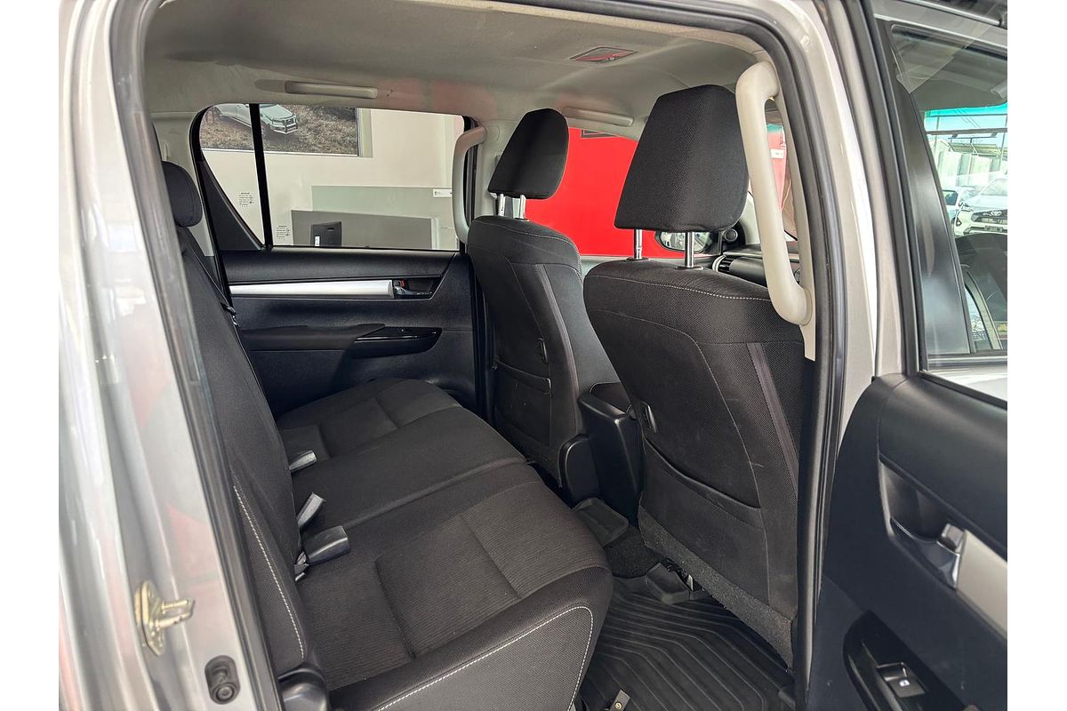 2017 Toyota Hilux SR5 GUN126R 4X4