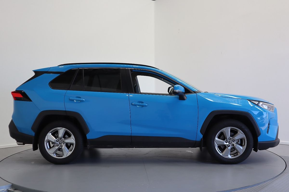 2020 Toyota RAV4 GXL MXAA52R