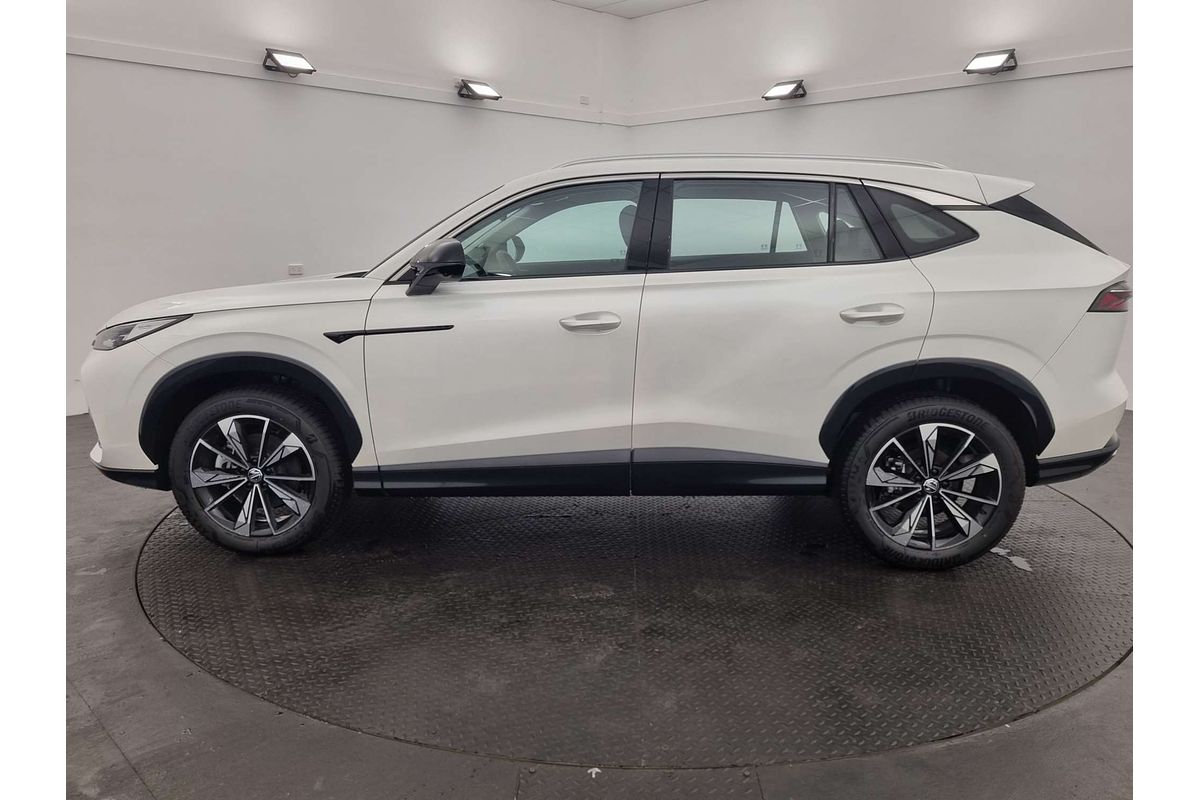 2024 MG HS Excite SAS23