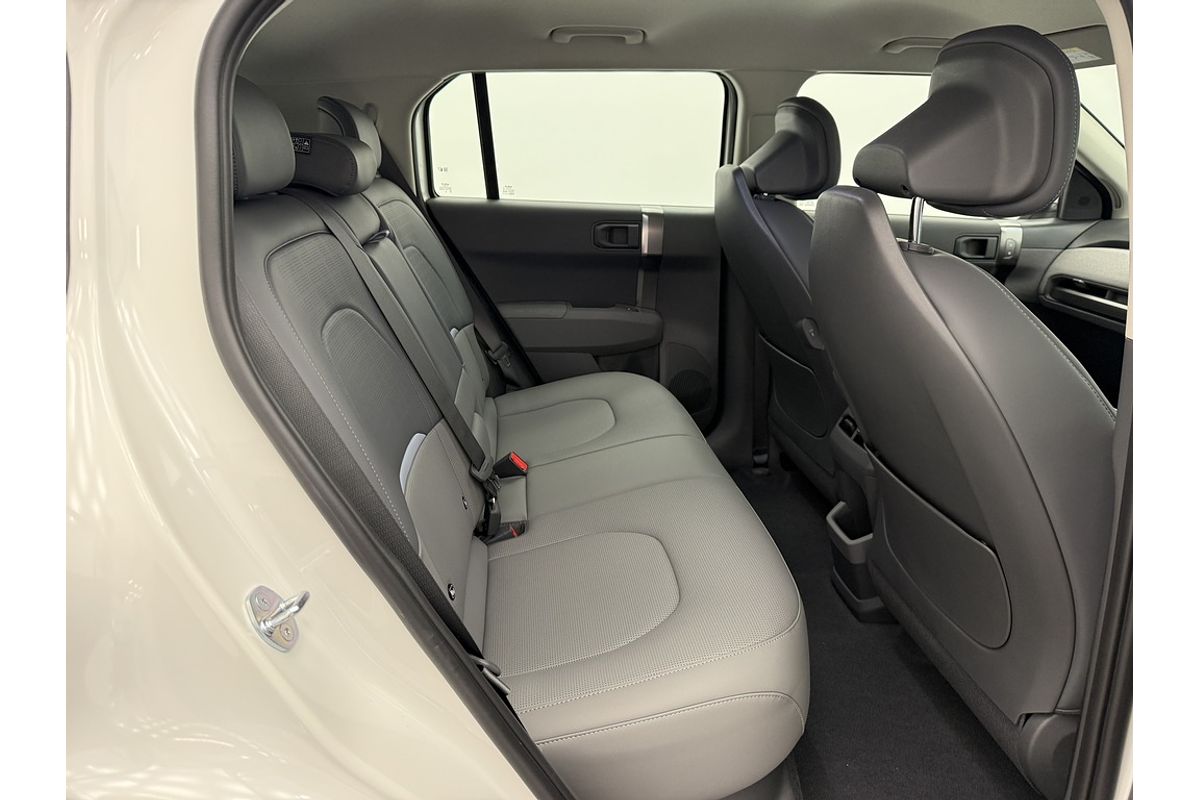 MY25 Kia SV EV3 EARTH FWD LR SUBTLE GREY INT