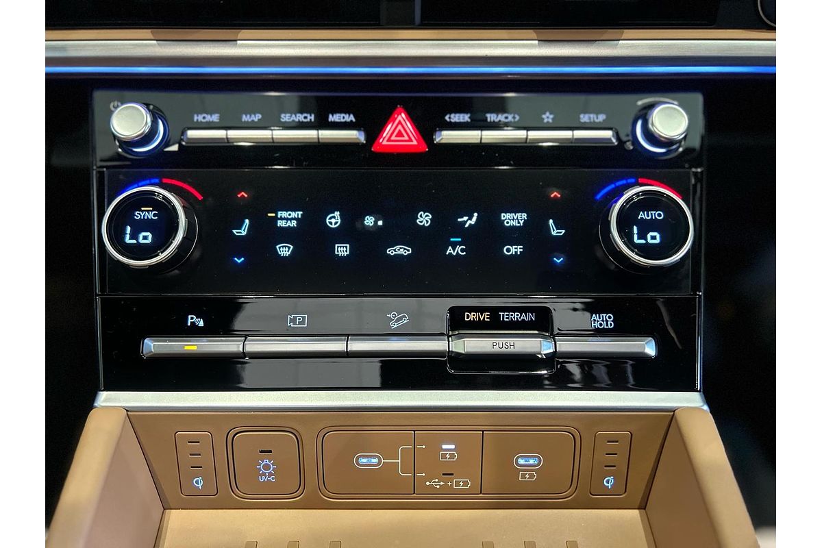 2024 Hyundai Santa Fe Hybrid Calligraphy MX5.V1