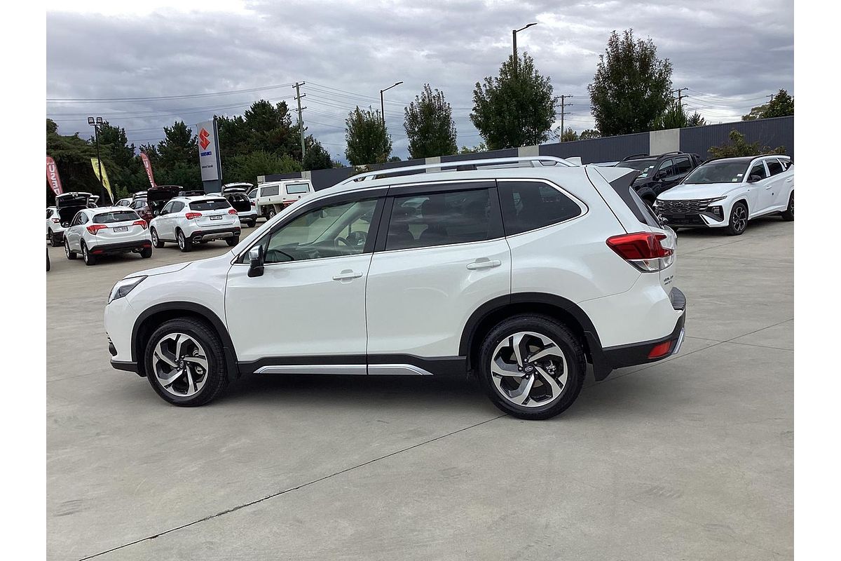 2023 Subaru Forester 2.5i-S S5