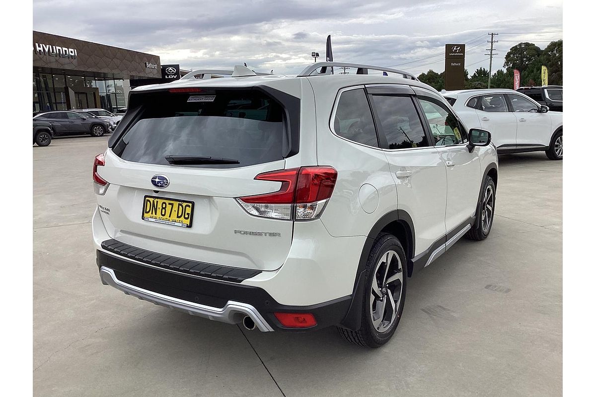 2023 Subaru Forester 2.5i-S S5