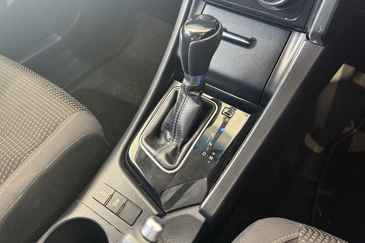 2016 Toyota Corolla Ascent Sport ZRE182R