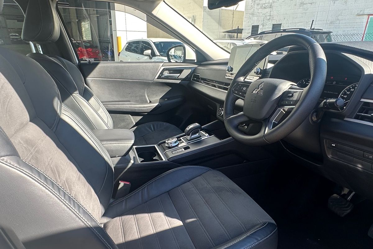 2022 Mitsubishi Outlander Aspire ZM