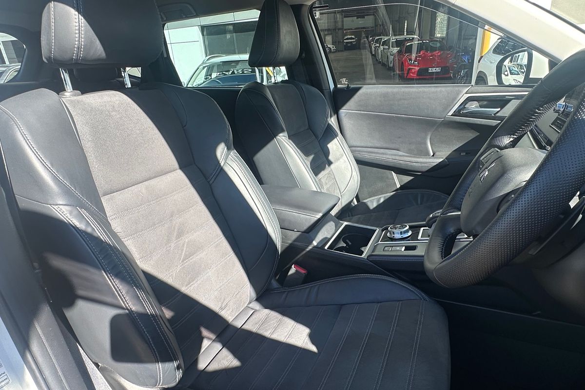 2022 Mitsubishi Outlander Aspire ZM
