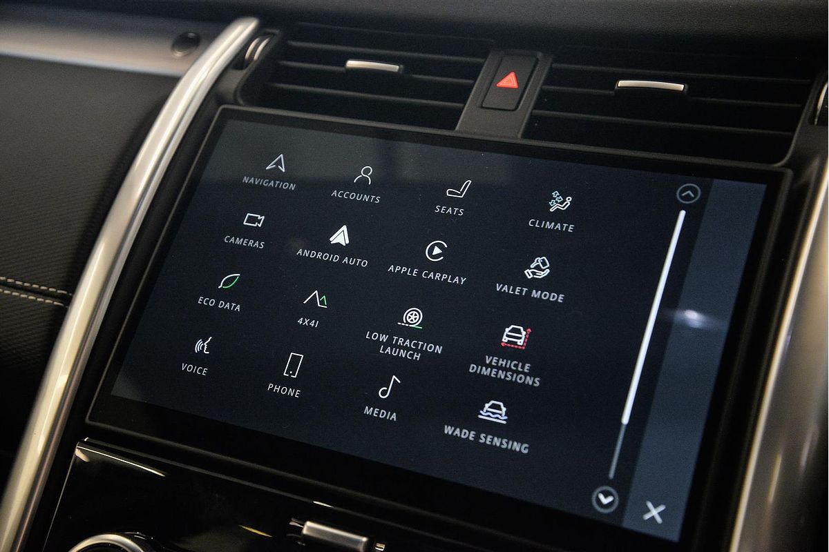 2024 Land Rover Discovery P360 Dynamic HSE Series 5