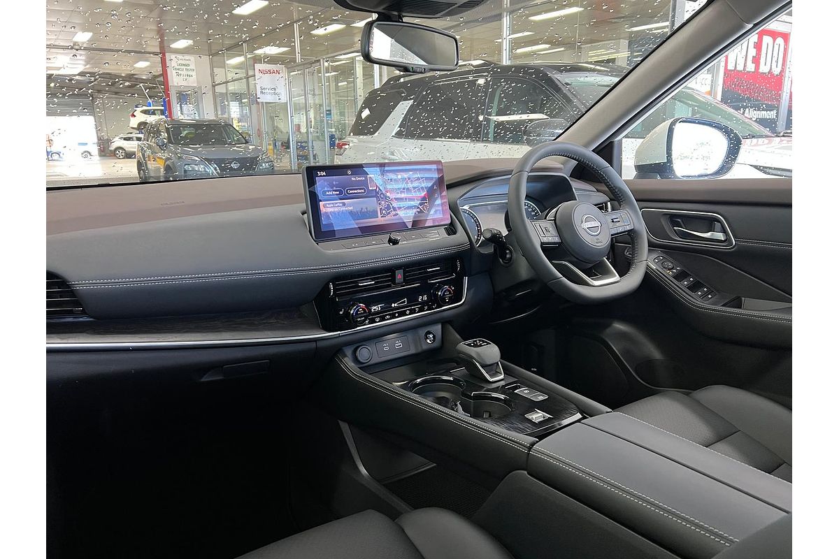 2024 Nissan X-TRAIL ST-L T33