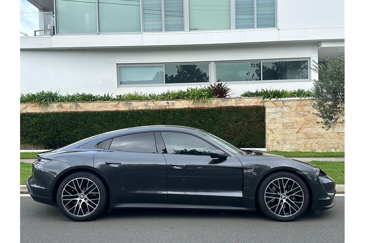 2022 Porsche TAYCAN 4S Y1A MY22