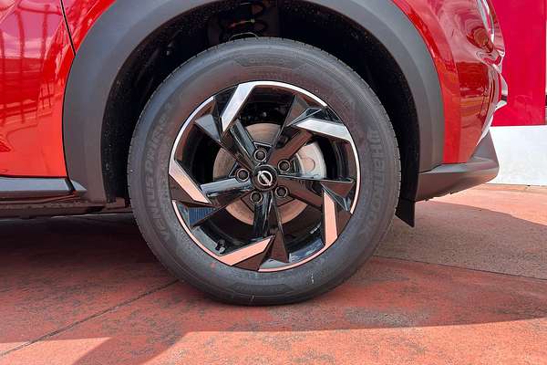 2024 Nissan JUKE ST+ F16